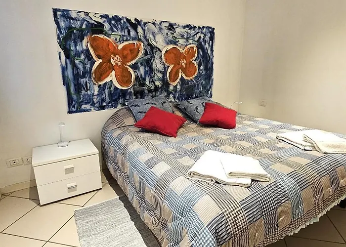 Rose House With Private Garden * Lido di Venezia